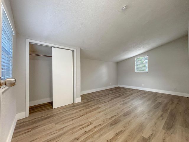 6720 SW 17TH Street SW, North Lauderdale, FL 33068