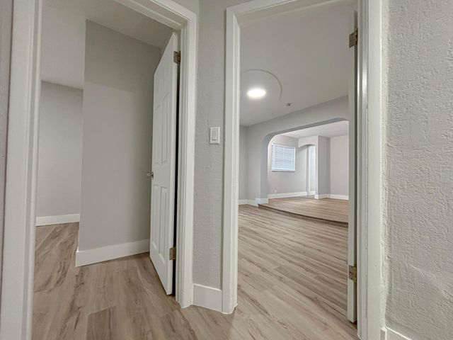 6720 SW 17TH Street SW, North Lauderdale, FL 33068
