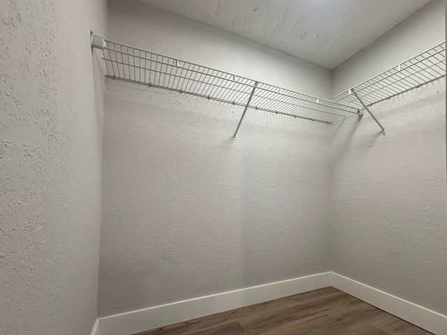 6720 SW 17TH Street SW, North Lauderdale, FL 33068