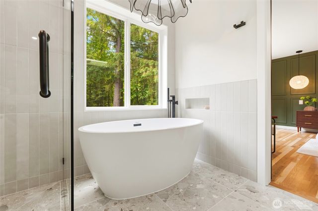 18721 NE 133rd Street, Woodinville, WA 98072