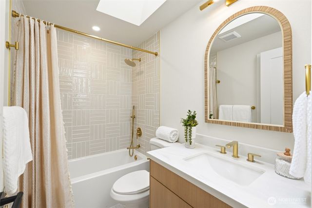 18721 NE 133rd Street, Woodinville, WA 98072