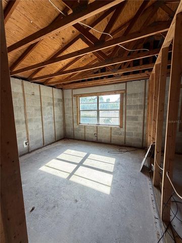 3386 39TH STREET S B, St Petersburg, FL 33711