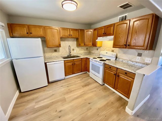 987 Vaughn Street, Aurora, CO 80011