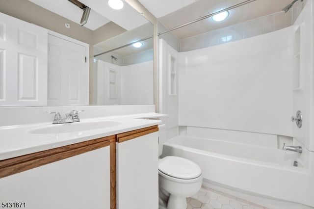 213 Stratford Pl, Bridgewater Twp., NJ 08805