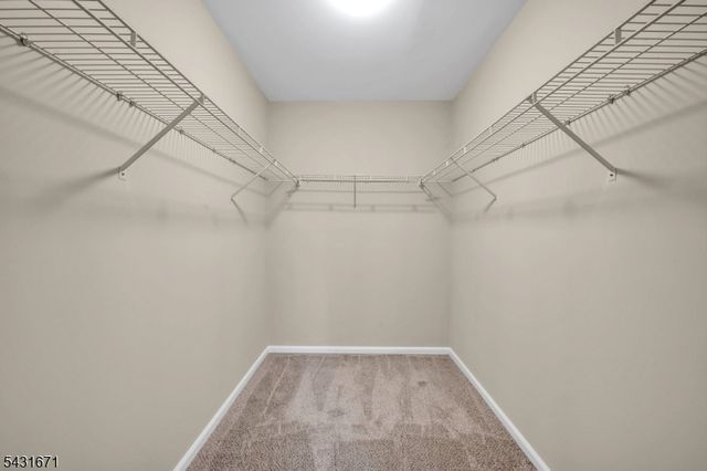 213 Stratford Pl, Bridgewater Twp., NJ 08805
