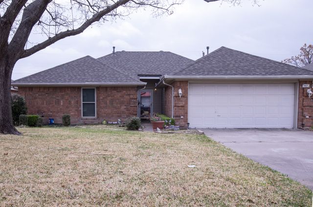 607 Azalea Drive, Forney, TX 75126