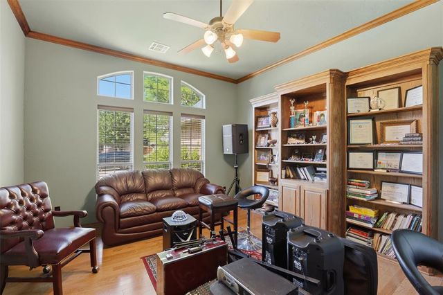 600 NW 160th Street, Edmond, OK 73013