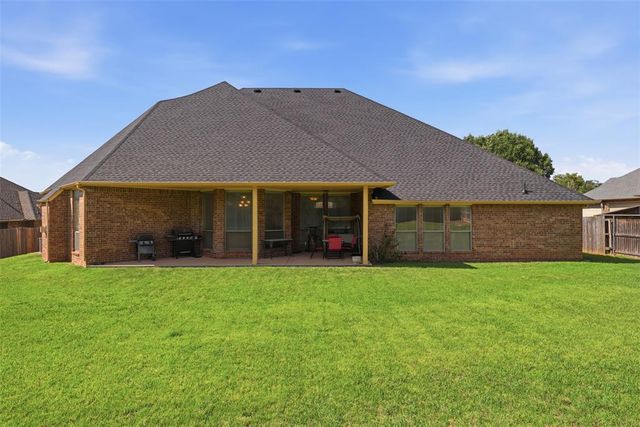 600 NW 160th Street, Edmond, OK 73013