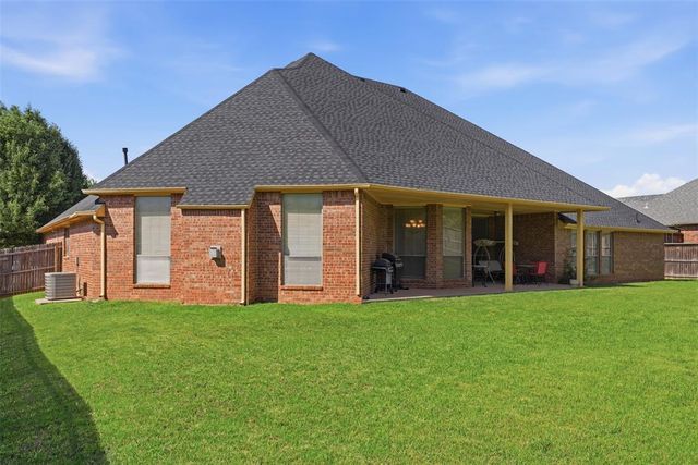 600 NW 160th Street, Edmond, OK 73013
