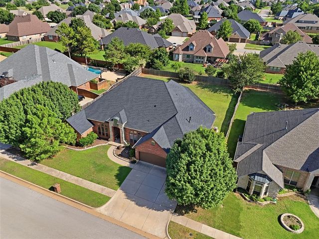 600 NW 160th Street, Edmond, OK 73013