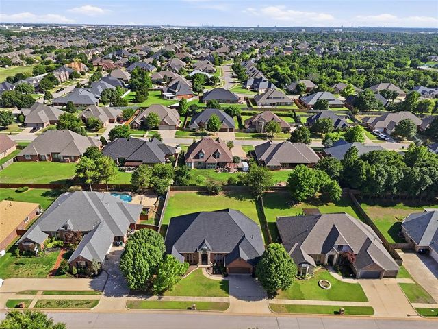 600 NW 160th Street, Edmond, OK 73013