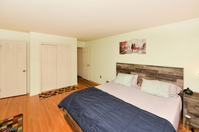 27 Tanager Ct, Wayne Twp., NJ 07470