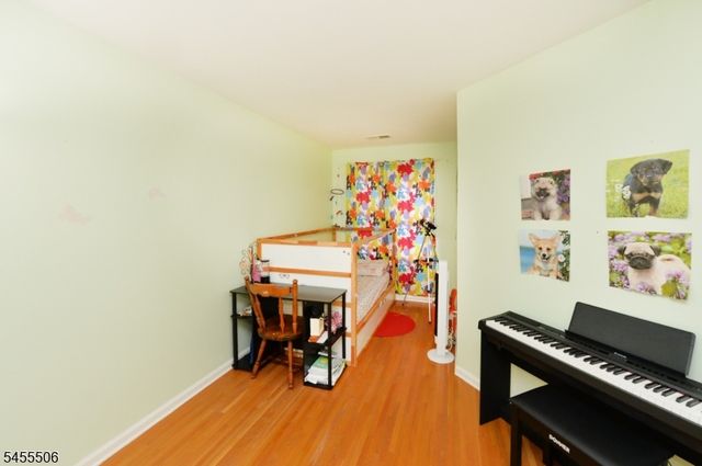 27 Tanager Ct, Wayne Twp., NJ 07470