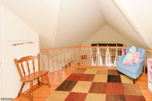 27 Tanager Ct, Wayne Twp., NJ 07470