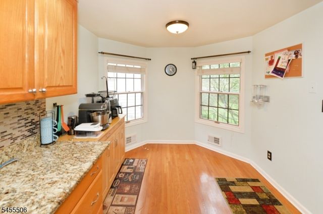27 Tanager Ct, Wayne Twp., NJ 07470