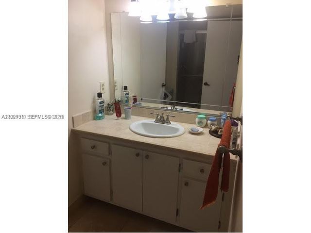 20840 San Simeon Way 209, Miami, FL 33179