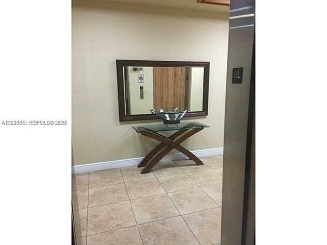 20840 San Simeon Way 209, Miami, FL 33179
