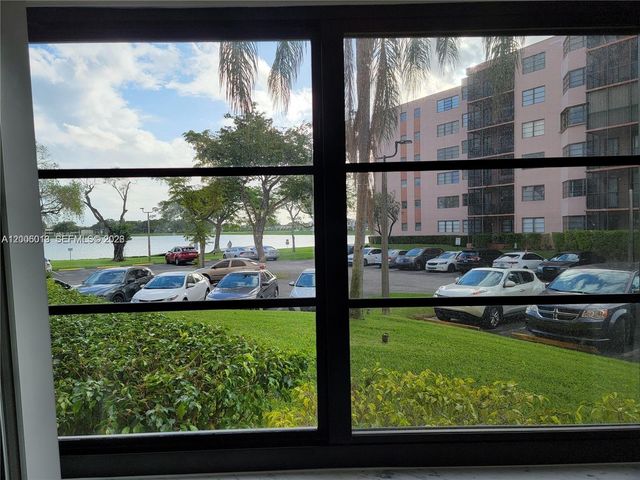 20840 San Simeon Way 209, Miami, FL 33179
