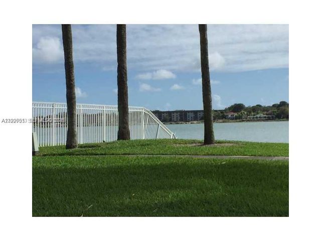 20840 San Simeon Way 209, Miami, FL 33179