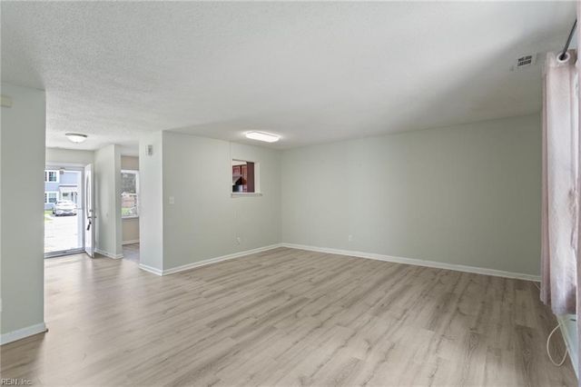 3203 Creekside DR, Virginia Beach, VA 23453