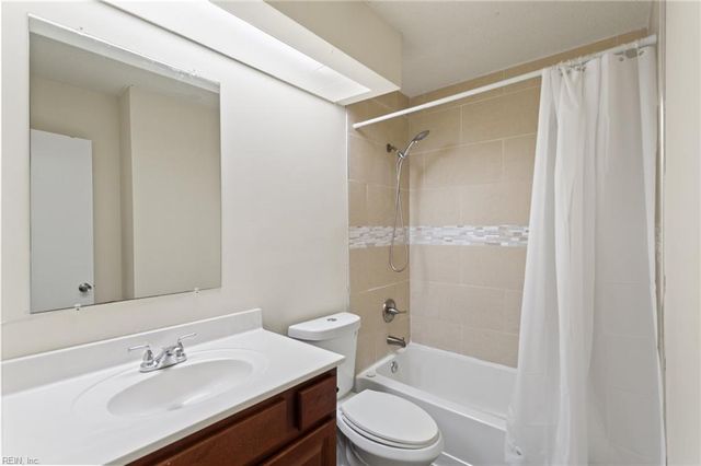 3203 Creekside DR, Virginia Beach, VA 23453