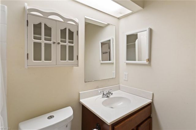 3203 Creekside DR, Virginia Beach, VA 23453