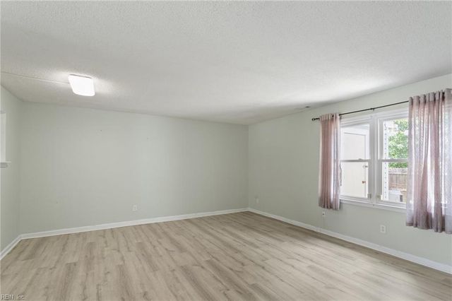 3203 Creekside DR, Virginia Beach, VA 23453