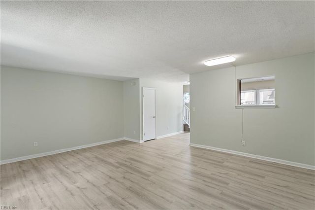 3203 Creekside DR, Virginia Beach, VA 23453