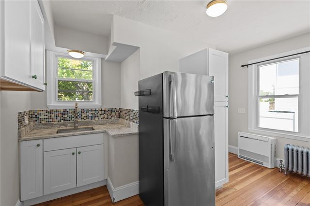 25 Fairfield Avenue, Providence, RI 02909