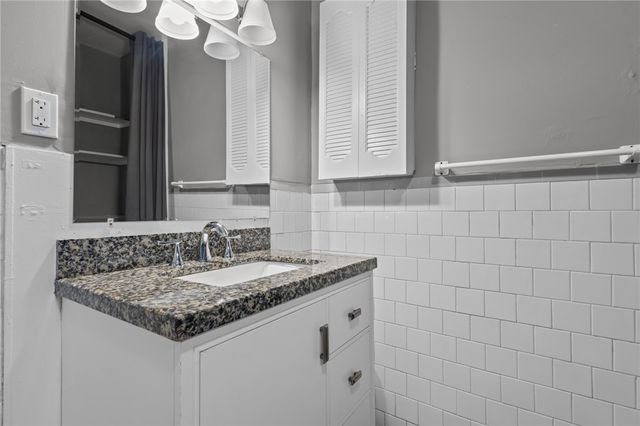 25 Fairfield Avenue, Providence, RI 02909