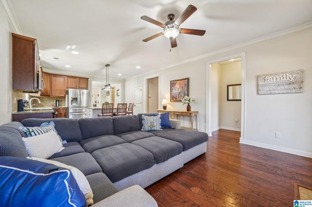2020 REGENT PARK LANE, Birmingham, AL 35242
