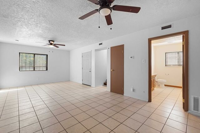 1817 ASH Court SE, Albuquerque, NM 87106