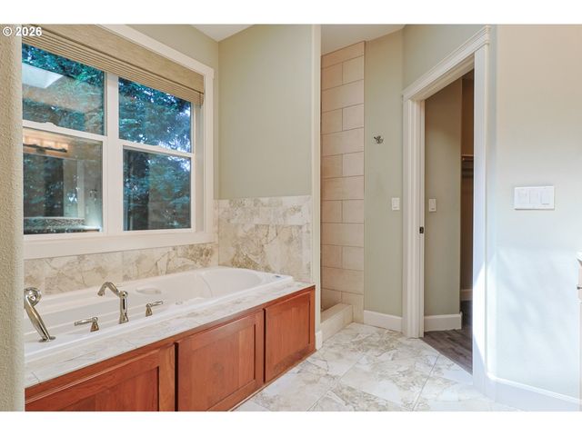 4806 Nw CHERRY St, Vancouver, WA 98663