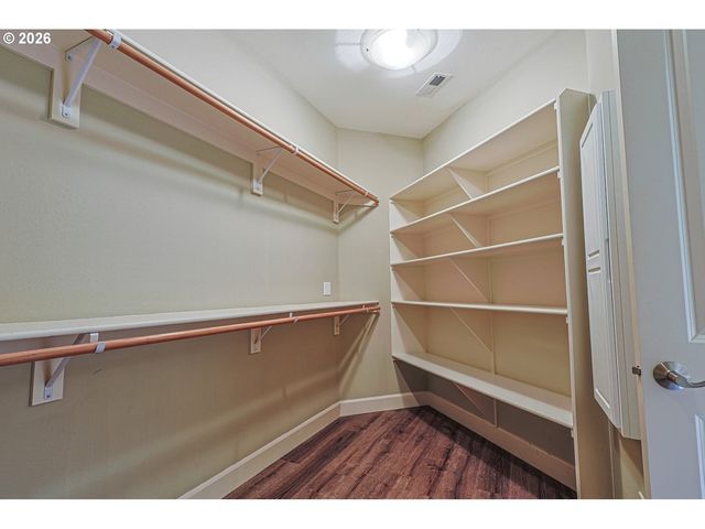 4806 Nw CHERRY St, Vancouver, WA 98663