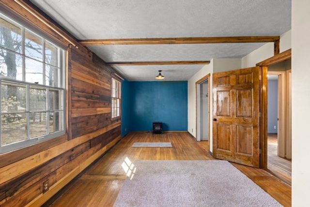 10160 W Oak Dr, Bon Aqua, TN 37025