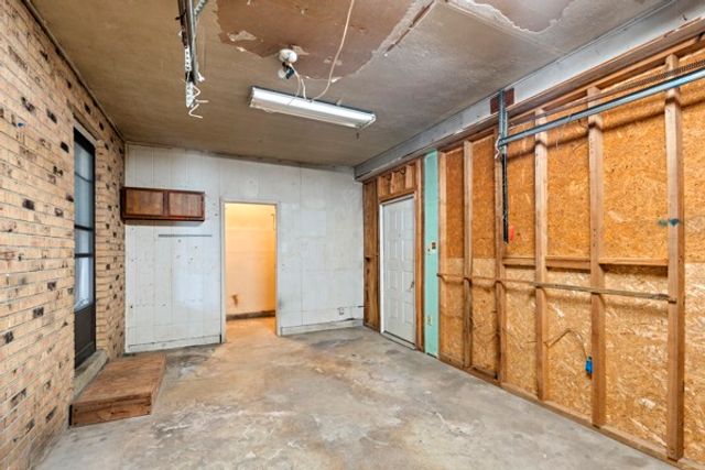 10160 W Oak Dr, Bon Aqua, TN 37025