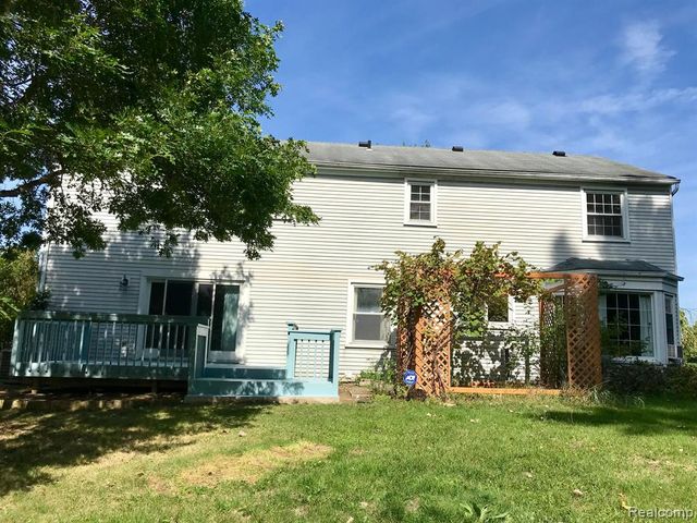 23496 Derby Lane, Farmington Hills, MI 48336