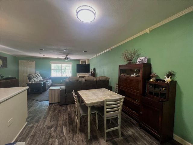 4901 County Road 216, Hungerford, TX 77435