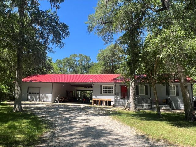 4901 County Road 216, Hungerford, TX 77435