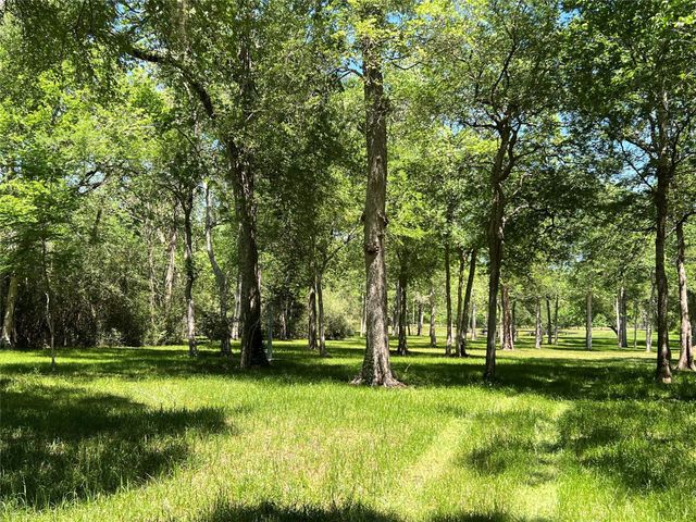 4901 County Road 216, Hungerford, TX 77435