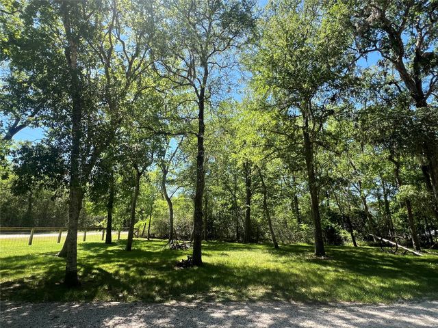 4901 County Road 216, Hungerford, TX 77435