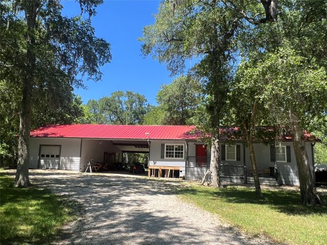 4901 County Road 216, Hungerford, TX 77435