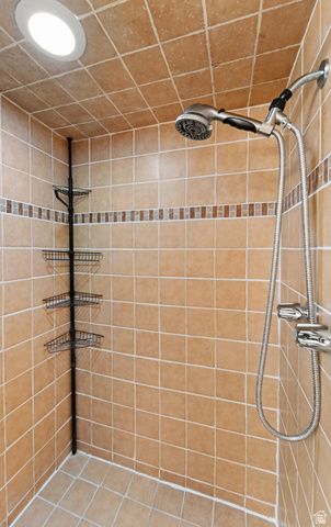 148 N GARDEN PARK DR, Orem, UT 84057