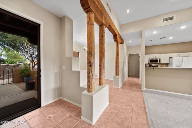 11667 N La Tanya Drive, Oro Valley, AZ 85737