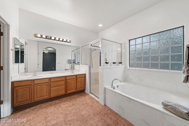 11667 N La Tanya Drive, Oro Valley, AZ 85737