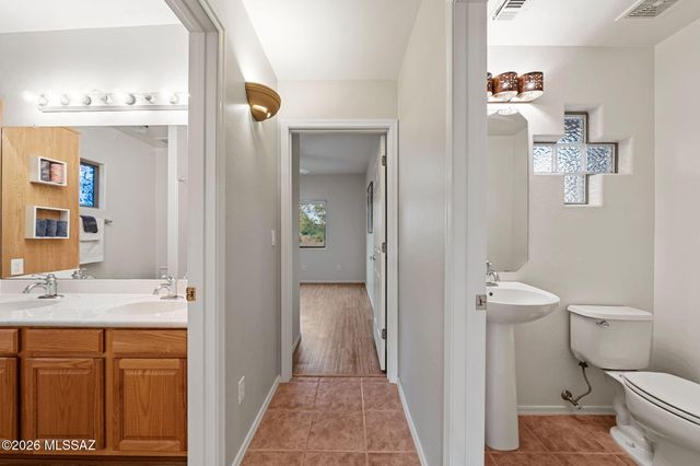 11667 N La Tanya Drive, Oro Valley, AZ 85737