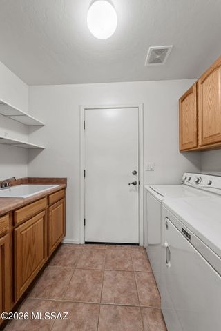 11667 N La Tanya Drive, Oro Valley, AZ 85737