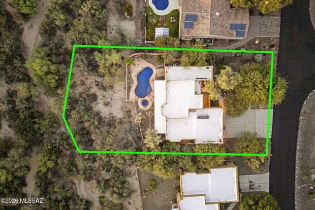 11667 N La Tanya Drive, Oro Valley, AZ 85737