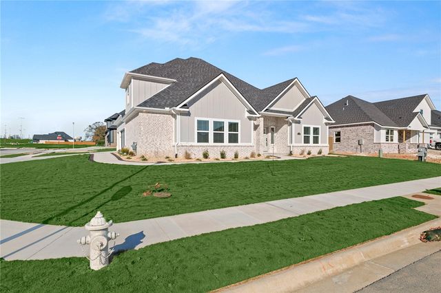 421 Morgan Street, Centerton, AR 72719