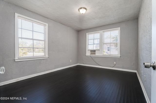 2906 SILVER Street 4, Jacksonville, FL 32206